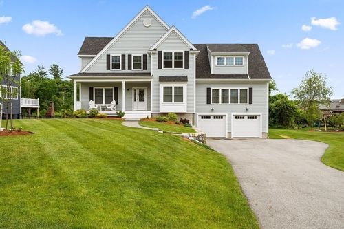 51 Tamarack Rd, Dracut, MA, 01826-1247 | Card Image