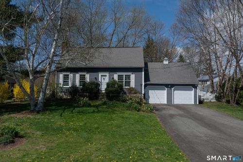 19 Seaside Ave, Guilford, CT, 06437-3421 | Card Image