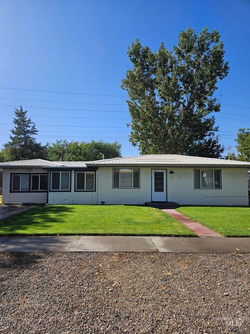 161 Sw 9th St, Ontario, OR, 97914-2637 | Card Image