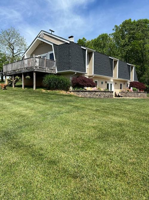 58 Hemlock Ridge Rd, Hillsville, VA, 24343-3922 | Card Image