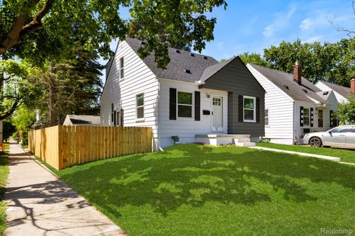 1590 Chapin Ave, Birmingham, MI, 48009-5168 | Card Image