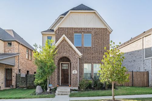 889 Deer Run Rd, Flower Mound, TX, 75028-7016 | Card Image