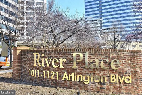 448-1121 Arlington Blvd, ARLINGTON, VA, 22209-3238 | Card Image