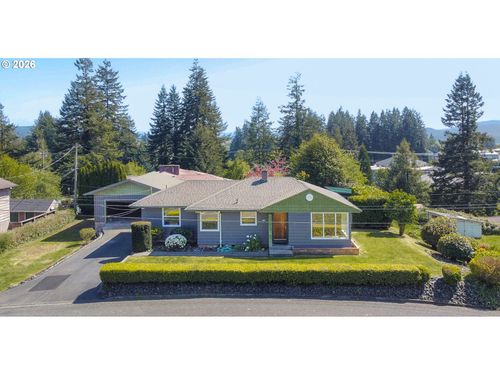 853 W 15th St, Coquille, OR, 97423-1078 | Card Image