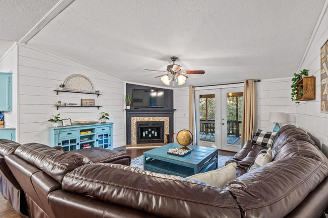 216 Mill Creek Meadow Rd, House other with 3 bedrooms, 2 bathrooms and null parking in Pottsboro TX | Image 12