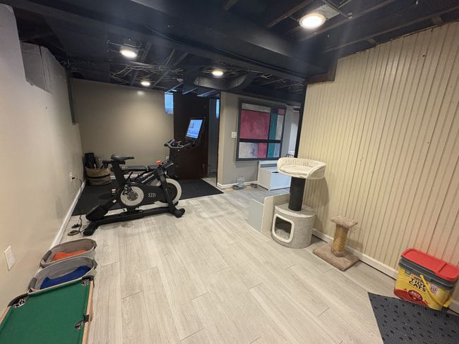 Bonus Area Used for Exercise | Image 27