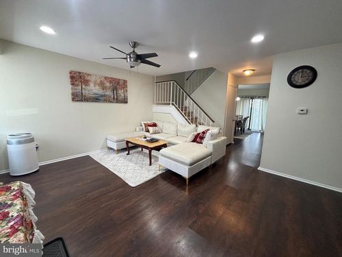 35 Harwood Ln, CLEMENTON, NJ, 08021-3606 | Card Image