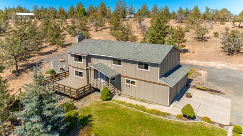 1896 Se Hoffman Dr, Madras, OR, 97741-9297 | Card Image