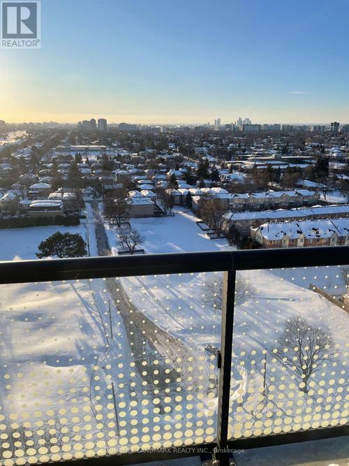 1826-5858 Yonge Street, Toronto (Newtonbrook West), ON, M2M3T3 | Card Image