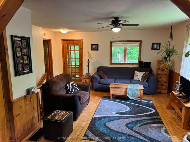 18 Jones Rd, House other with 2 bedrooms, 1 bathrooms and 7 parking in Mckellar ON | Image 5