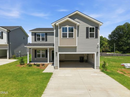 125 Wilson St, Erwin, NC, 28339-3031 | Card Image
