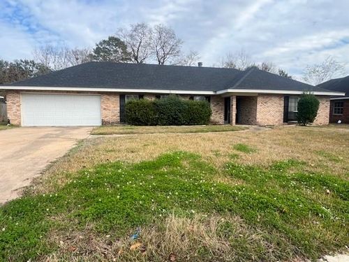 507 Ridgewood Blvd, Alexandria, LA, 71303-3327 | Card Image