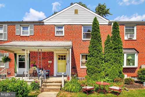 57 Garden Ridge Rd, BALTIMORE, MD, 21228-2215 | Card Image