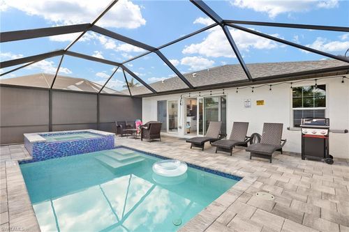 745 91st Ave N, Naples, FL, 34108-2424 | Card Image