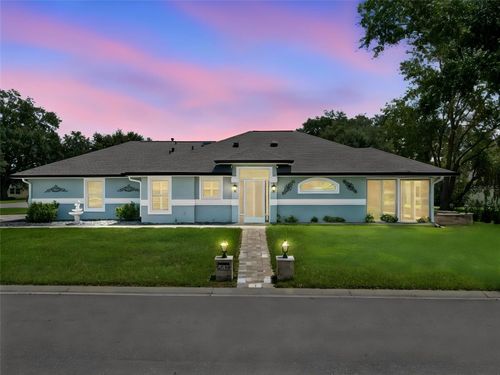 21738 King Richards Way, Leesburg, FL, 34748-7934 | Card Image