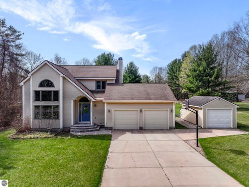 9733 Crescent Shores Rd, Traverse City, MI, 49685-9642 | Card Image
