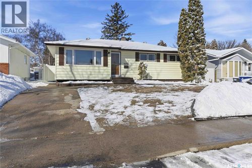 329 Av X N, Saskatoon, SK, S7L3J6 | Card Image