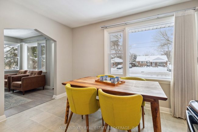 211 Trowbridge Ave, House other with 4 bedrooms, 2 bathrooms and 4 parking in London ON | Image 14