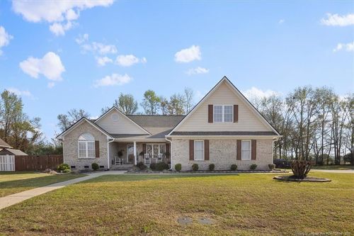 5704 Gentleman Dr, Hope Mills, NC, 28348-2592 | Card Image