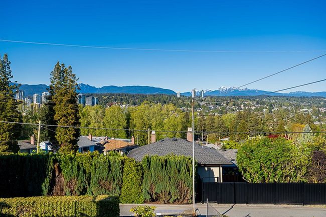 7728 Elford Street, House other with 4 bedrooms, 3 bathrooms and 6 parking in Burnaby BC | Image 28