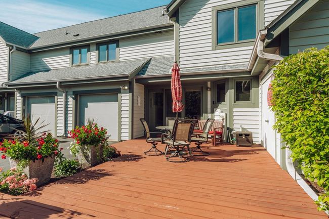 S75W17553 Harbor Circle, Condo with 2 bedrooms, 2 bathrooms and null parking in Muskego WI | Image 37