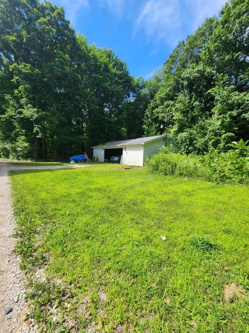 4830 Beech Dr, Lakeview, MI, 48850-9440 | Card Image