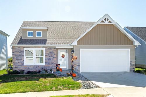 1024 Colonial Dr, Uniontown, PA, 15401-8937 | Card Image