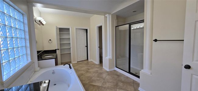 1910 Stable Stone Ln, House other with 5 bedrooms, 5 bathrooms and 2 parking in Pearland TX | Image 40