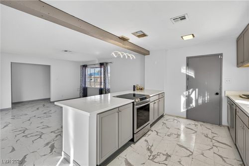 1304 Bonita Ave, Las Vegas, NV, 89104-3126 | Card Image