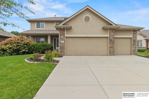 824 S 191st Ave, Elkhorn, NE, 68022-5697 | Card Image