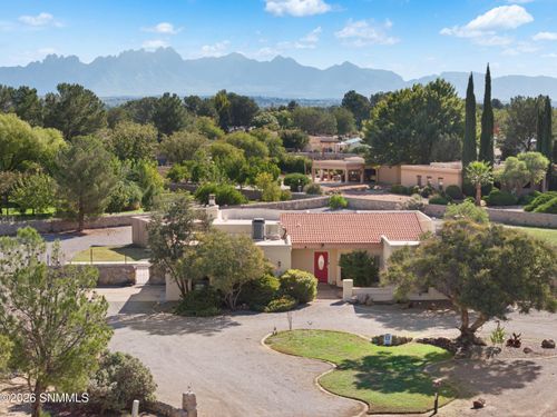 150 Horseshoe Cir, Las Cruces, NM, 88007-4580 | Card Image