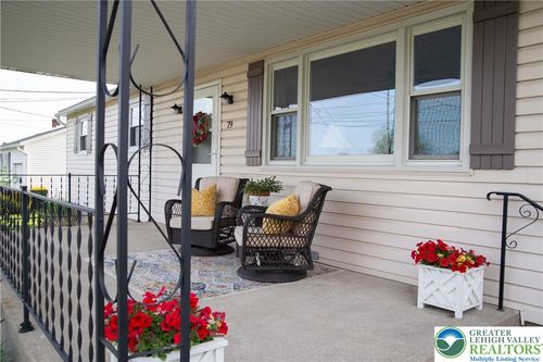 79 Gum St, Nazareth, PA, 18064-1019 | Card Image