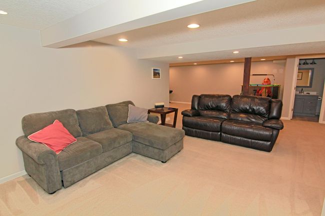 Spacious Family Room. | Image 22