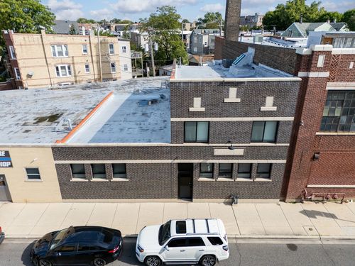 4122 W Grand Ave, Chicago, IL, 60651-1801 | Card Image