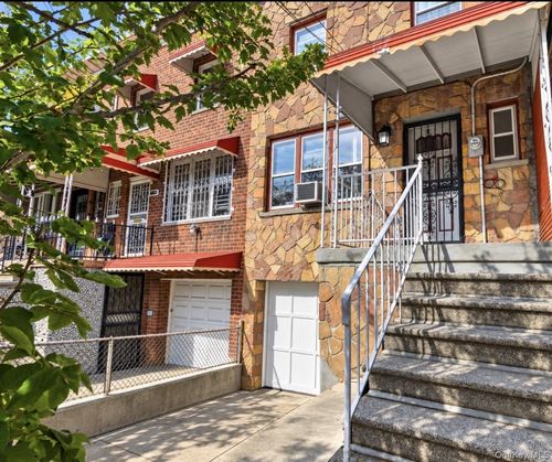 1147 E 223rd St, Bronx, NY, 10466-5832 | Card Image