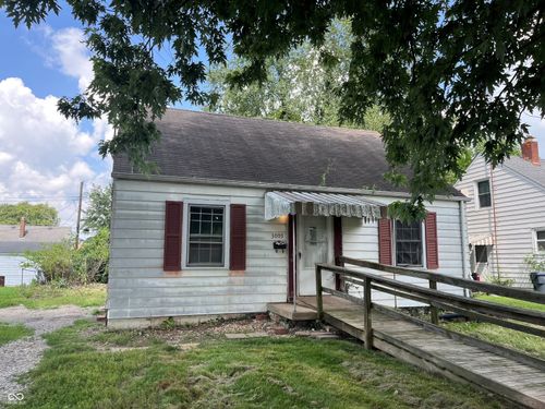 3009 Fairview St, Anderson, IN, 46016-5929 | Card Image