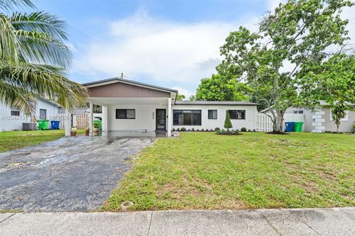 5890 Nw 15th St, Sunrise, FL, 33313-4762 | Card Image