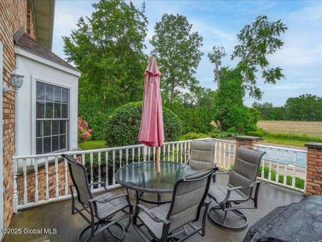 3077 New Williamsburg Dr, House other with 4 bedrooms, 4 bathrooms and 6 parking in Schenectady NY | Image 49