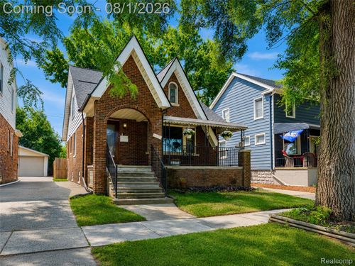 8090 Helen, Center Line, MI, 48015-1533 | Card Image