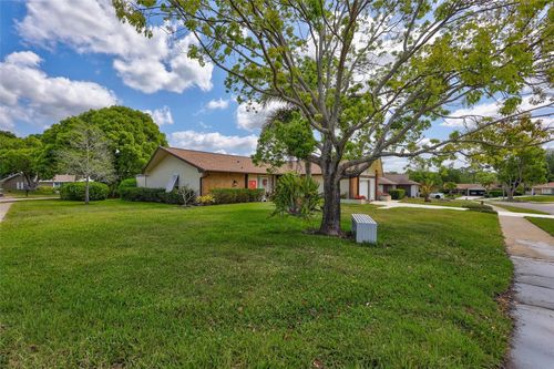 1735 Aberdeen Ct, PALM HARBOR, FL, 34684-2302 | Card Image