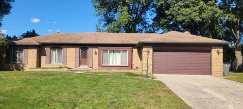 18633 Omega St, Clinton Twp, MI, 48036-1767 | Card Image