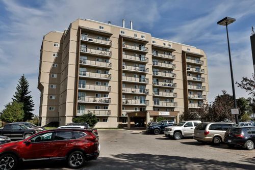 222-21 Berkeley Place W, Lethbridge, AB, T1K5N1 | Card Image