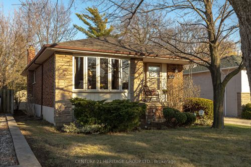 98 Cameo Avenue, Hamilton, ON, L8V2H3 | Card Image