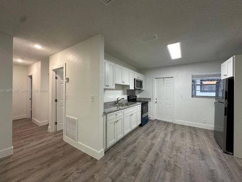 apt-a-112 Nw 2nd Ave, Hallandale Beach, FL, 33009-4110 | Card Image
