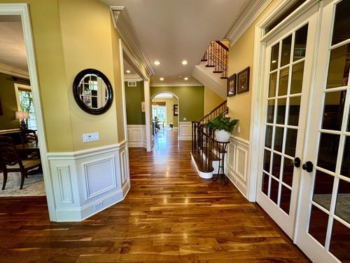 1104 S Vine Ave, Park Ridge, IL, 60068-4824 | Card Image