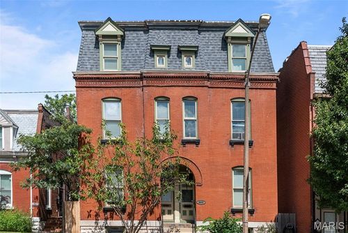 2805 Wyoming St, Saint Louis, MO, 63118-2310 | Card Image