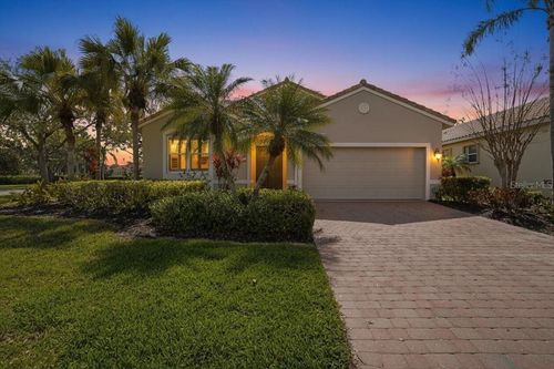 4246 65th Pl E, Sarasota, FL, 34243-7949 | Card Image