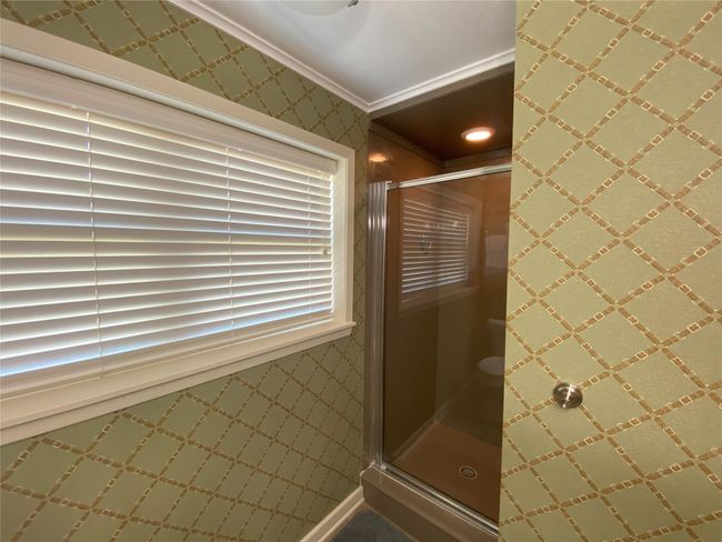 Full bath shower | Image 15