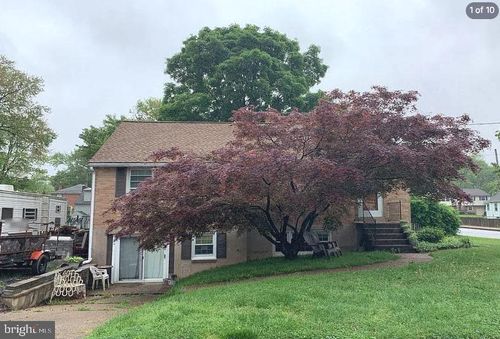 301 New York Ave, CLAYMONT, DE, 19703-1955 | Card Image