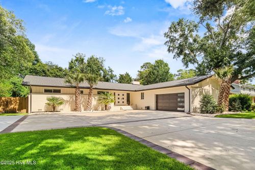 1709 Hawthorne Rd, Wilmington, NC, 28403-6613 | Card Image